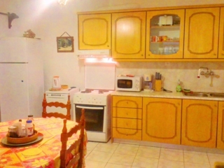 VILLA KONAKI kitchen 2