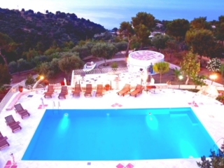 agnanti pool panoramic
