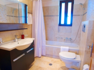 anemones villas bathroom 2